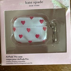 Kate spade hearts AirPod pro case. Wireless charging compatible.